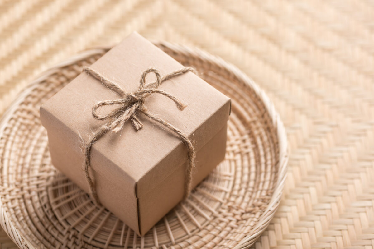 Eco friendly brown paper gift box for giving in special day